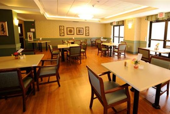 norbert-personal-care-home-dining-3